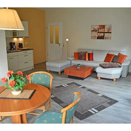 Seelilie 1 Comfortable Holiday home Glowe
